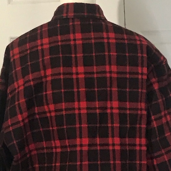 Fieldmaster flannel button down size M - Picture 8 of 9